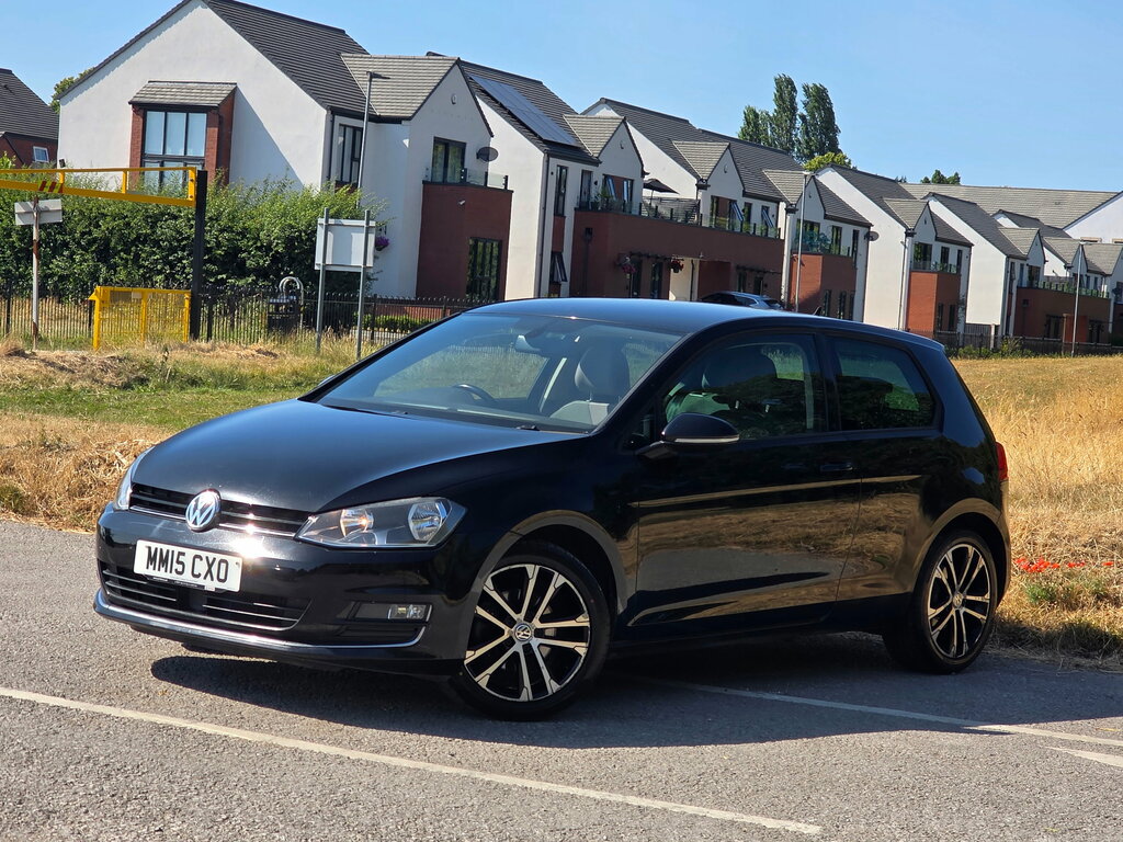 Volkswagen Golf Golf Hatchback MM15CXO Black #3