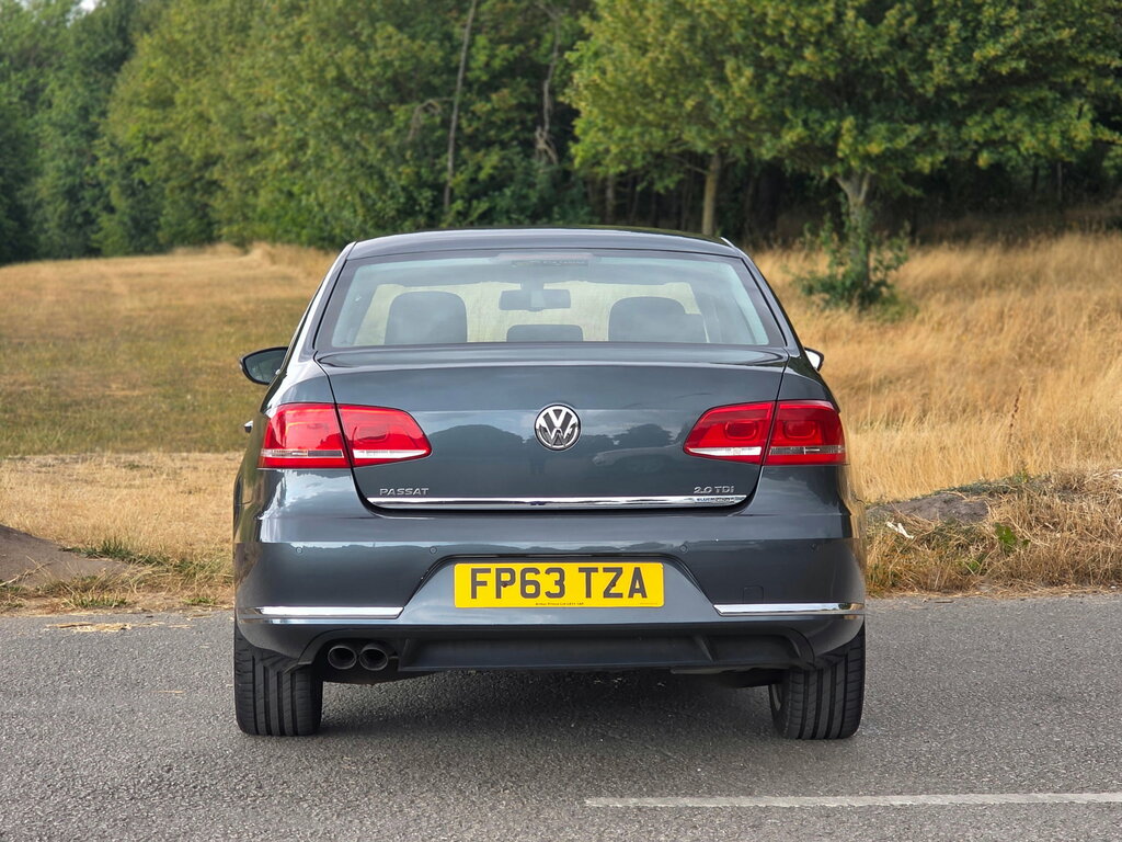 Volkswagen Passat 2.0 Tdi Bluemotion Tech Highline Saloon Grey #6