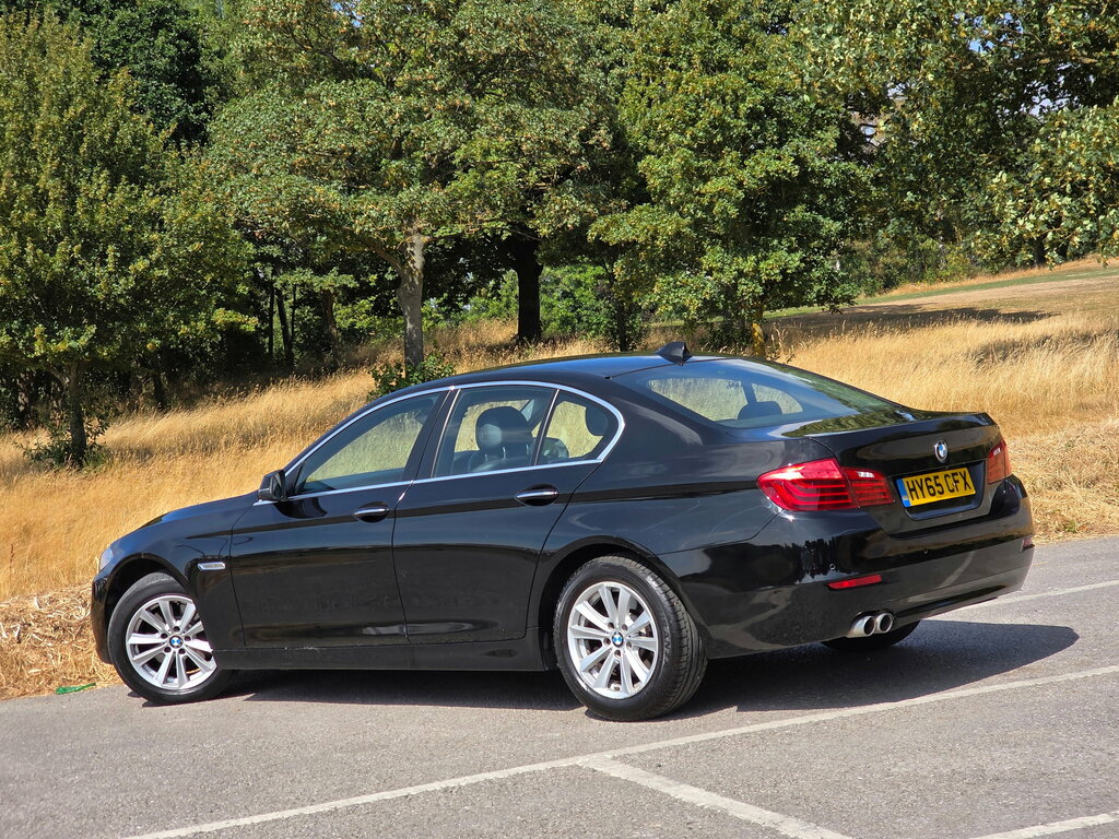 BMW 5 Series 5 Series Saloon Black #5