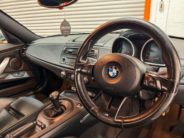 BMW Z4 M  Black #9
