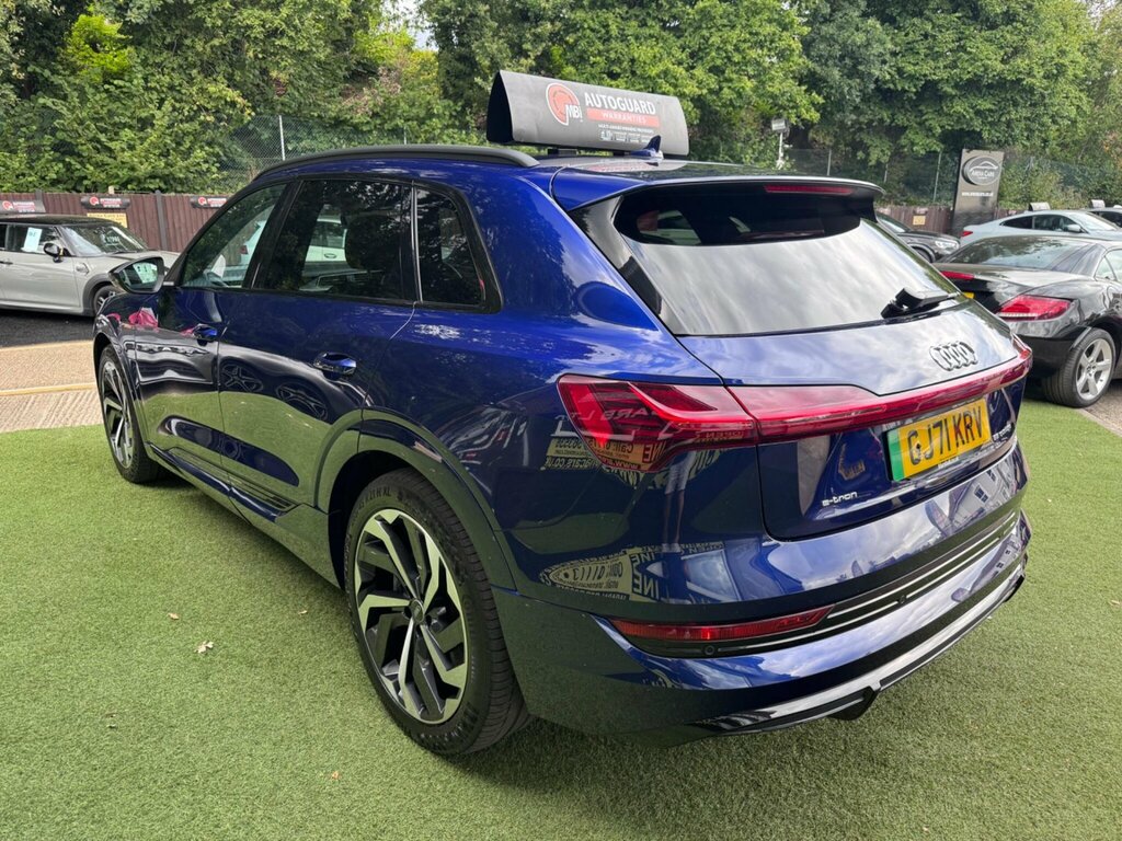 Audi E-tron 55 Black Edition Quattro 95Kwh 11Kw Char Blue #4