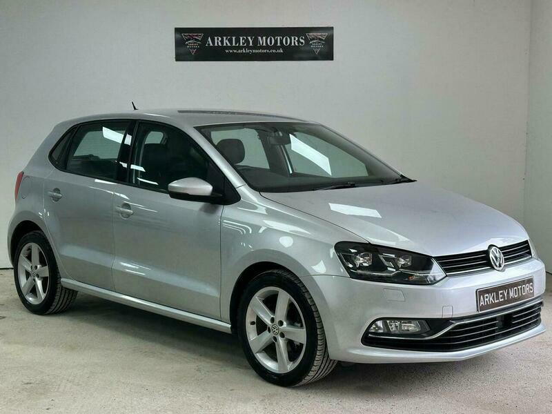 Volkswagen Polo 1.2 Tsi Bluemotion Tech Silver