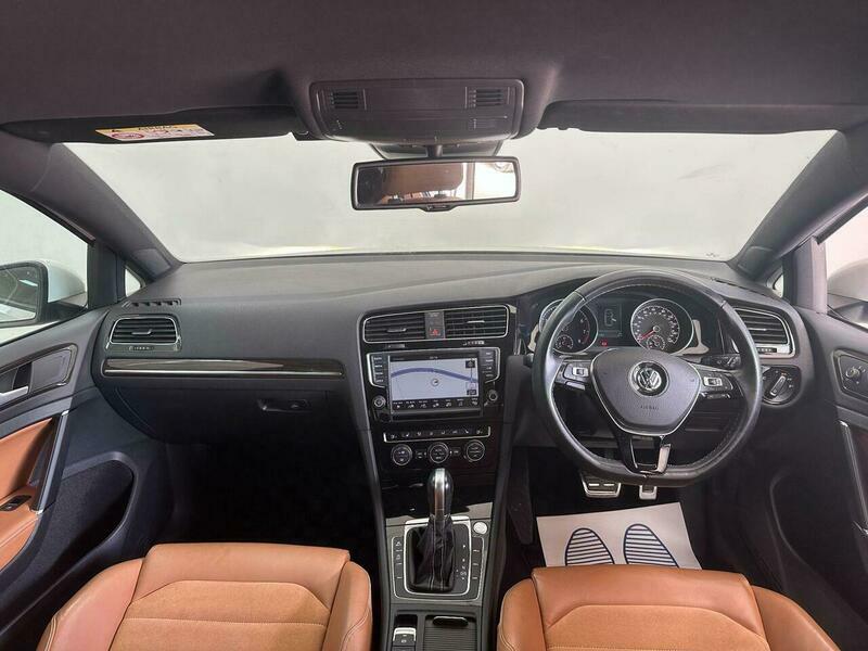 Volkswagen Golf 1.4 Tsi Bluemotion Tech Black #4
