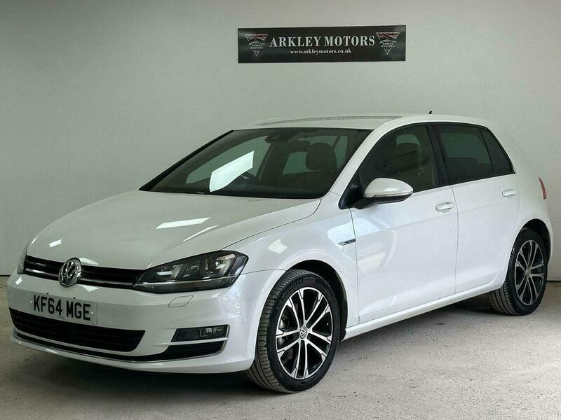 Volkswagen Golf 1.4 Tsi Bluemotion Tech Black #2