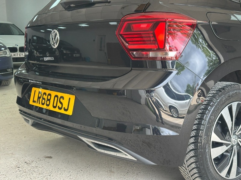 Volkswagen Polo Gti Tsi Dsg Red #26