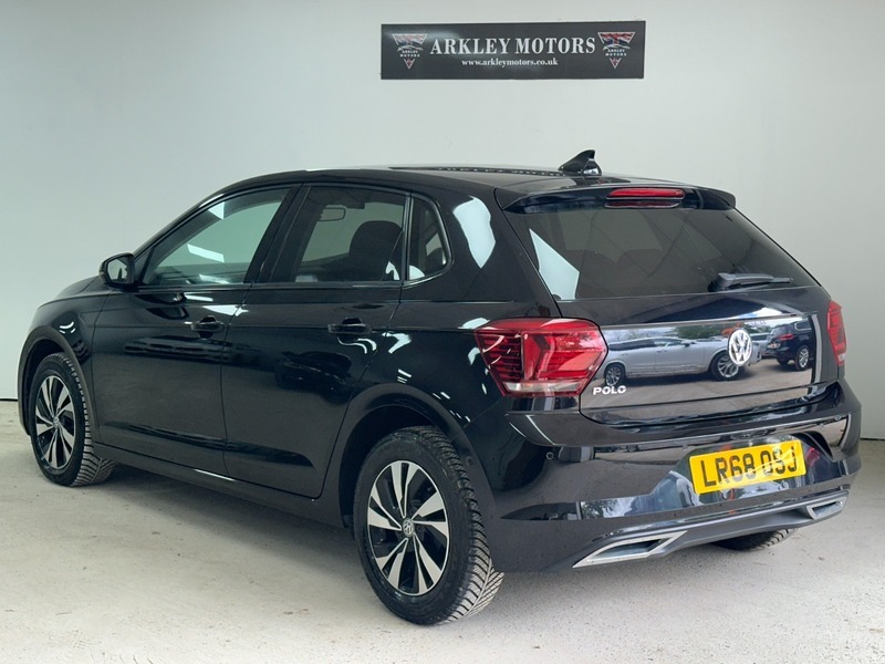 Volkswagen Polo Gti Tsi Dsg Red #37