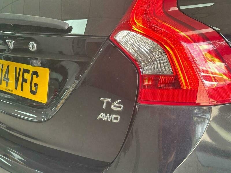 Volvo V60 D4 R-design Nav Blue #36