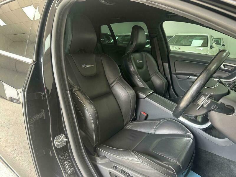 Volvo V60 D4 R-design Nav Blue #28