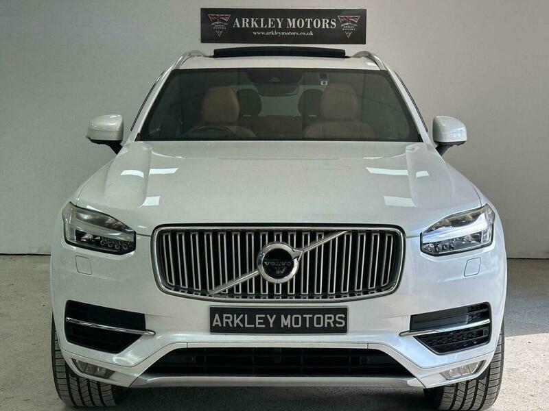Volvo XC90 2.0 T6 Inscription White #3