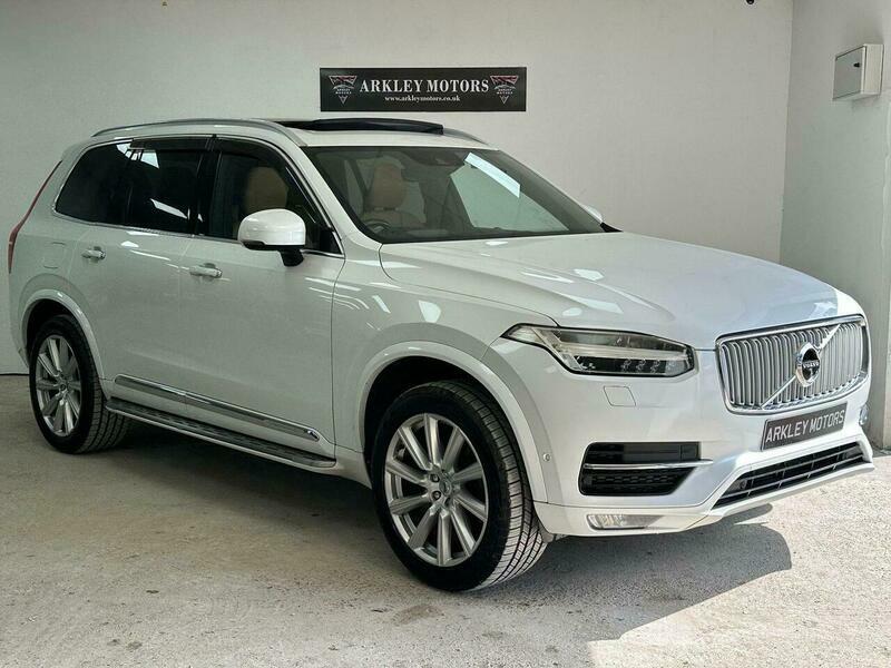 Volvo XC90 2.0 T6 Inscription White