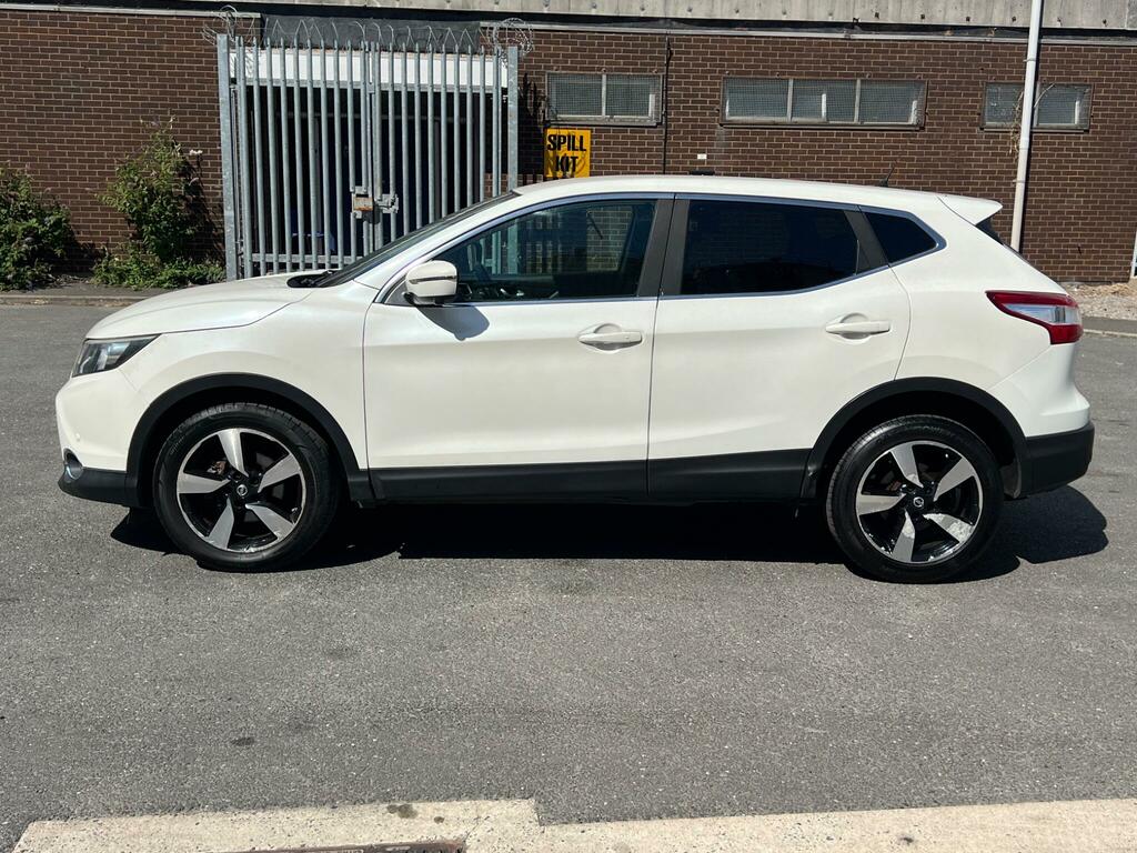 Nissan Qashqai 1.2 Dig-t N-tec Xtron 2Wd Euro 6 Ss CA15EPE White #5