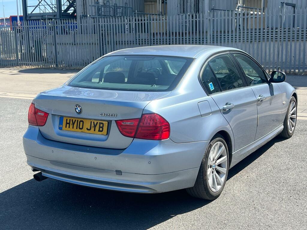 BMW 3 Series 318I Se Blue #9