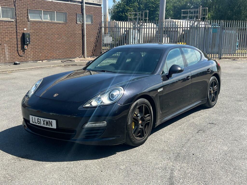 Porsche Panamera 3.0D V6 Tiptronics Euro 5 Black #2