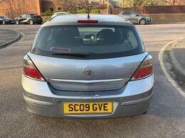 Vauxhall Astra Life Silver #6