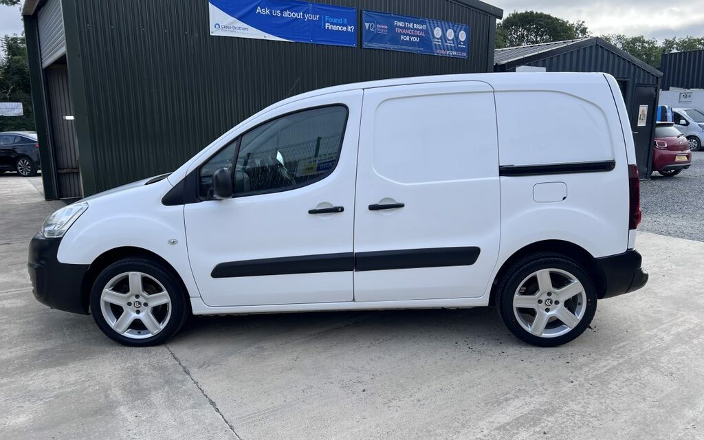 Citroen Berlingo Mpv Blue #8