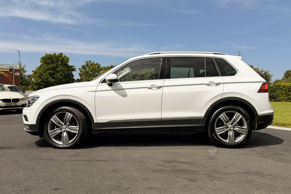Volkswagen Tiguan Sel Tdi 4Motion AF69MUO White #4