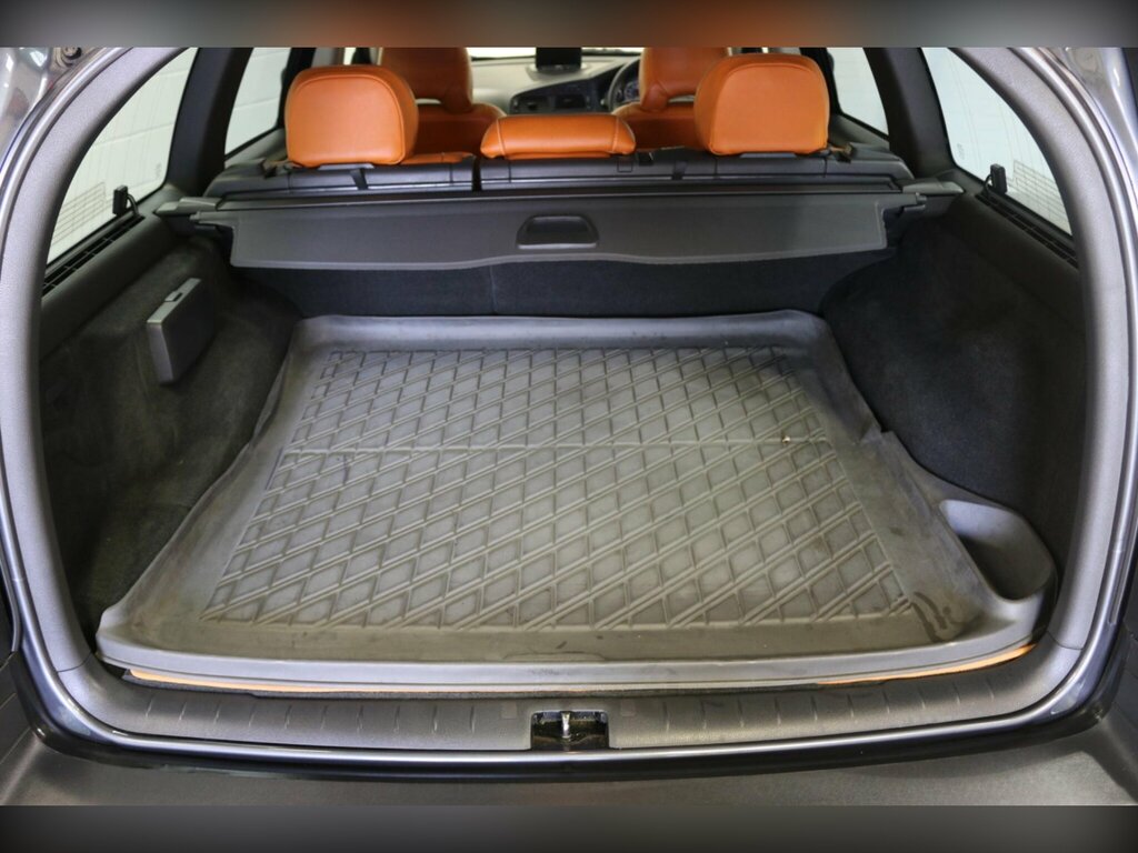 Volvo V70 2.3 T5 Se 2003 Grey #48