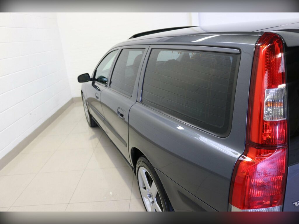 Volvo V70 2.3 T5 Se 2003 Grey #56