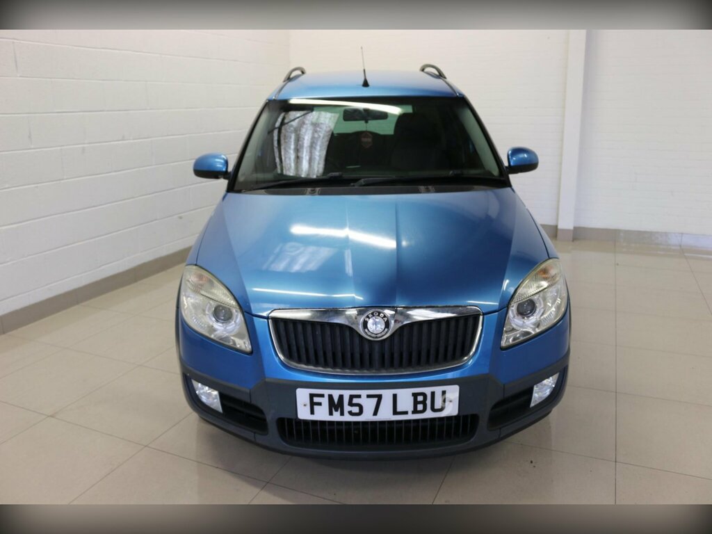 Skoda Roomster 1.6 16V Scout Tiptronic Blue #2