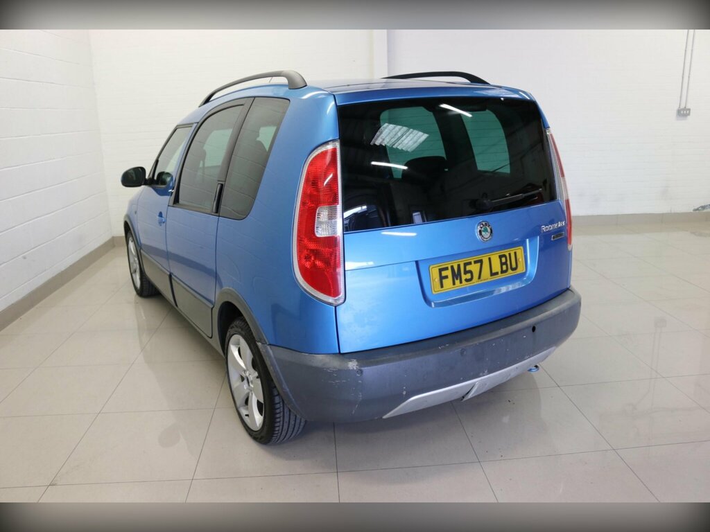 Skoda Roomster 1.6 16V Scout Tiptronic Blue #4