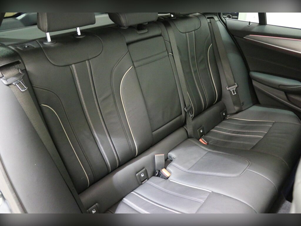 BMW 5 Series M Sport Grey #25