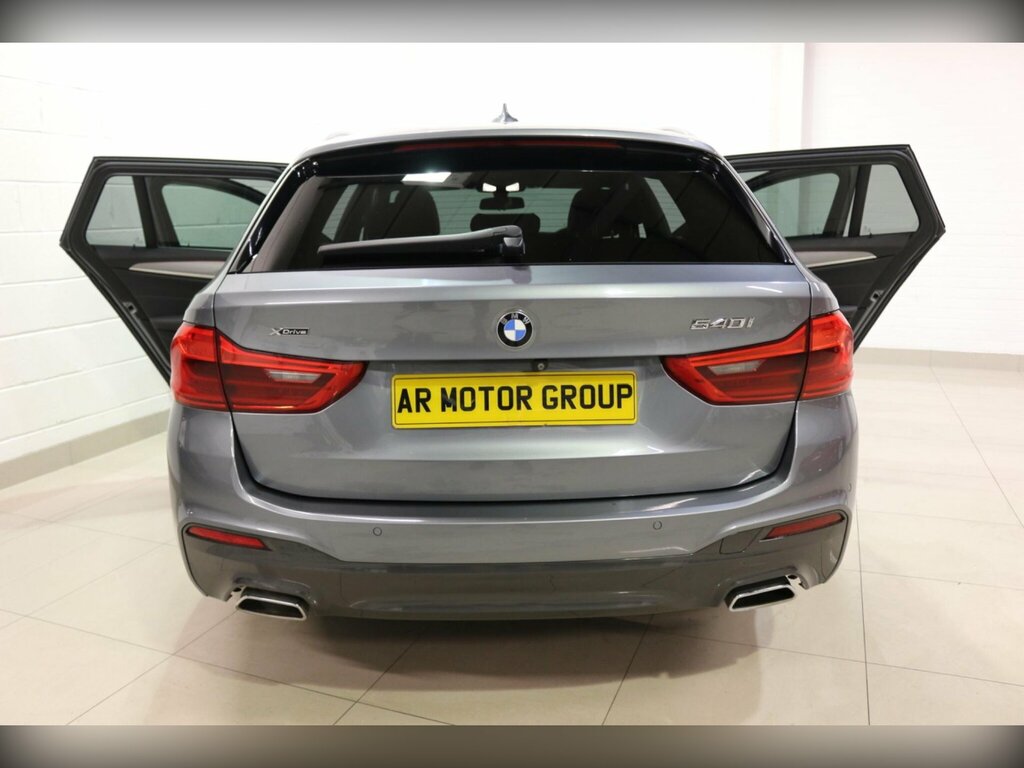 BMW 5 Series M Sport Grey #20