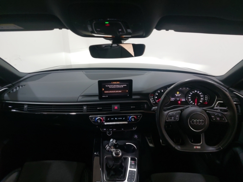 Audi A4 35 Tfsi Black Edition E12JTB Black #3