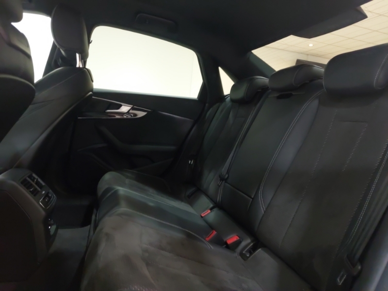 Audi A4 35 Tfsi Black Edition E12JTB Black #6