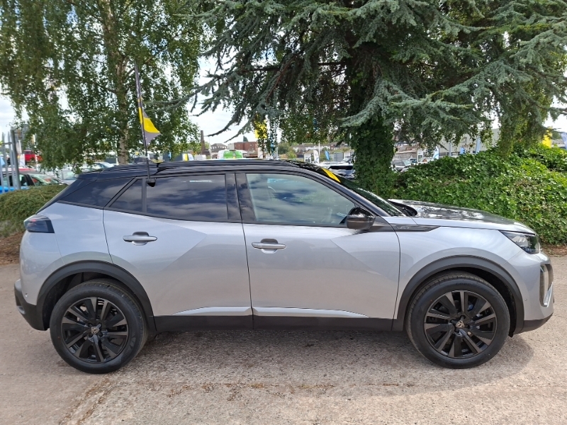 Peugeot 2008 1.2 Puretech 130 Gt Premium Eat8 Grey #4