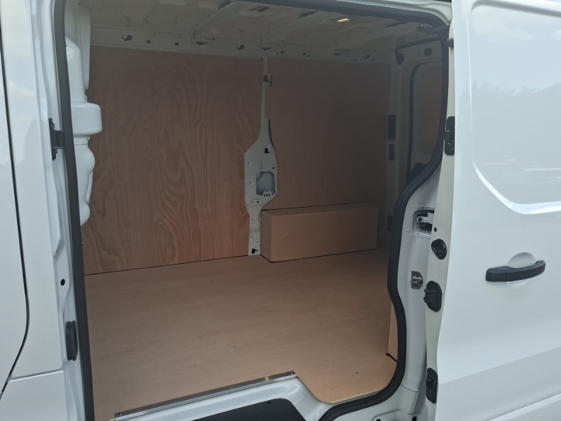 Renault Trafic Sl30 Blue Dci 150 Extra Safety Van Eag9 SD26LLK White #6