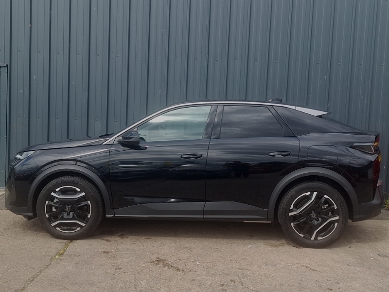 Peugeot 3008 157Kw Allure 73Kwh Black #4