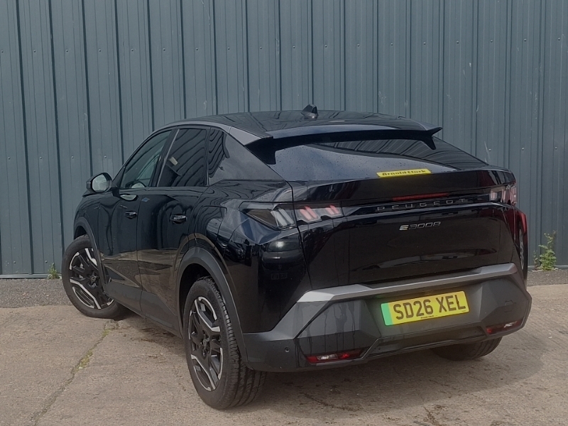 Peugeot 3008 157Kw Allure 73Kwh Black #2