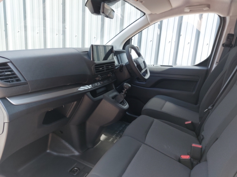 Peugeot Expert 2.0 Bluehdi 145 Asphalt Van White #5