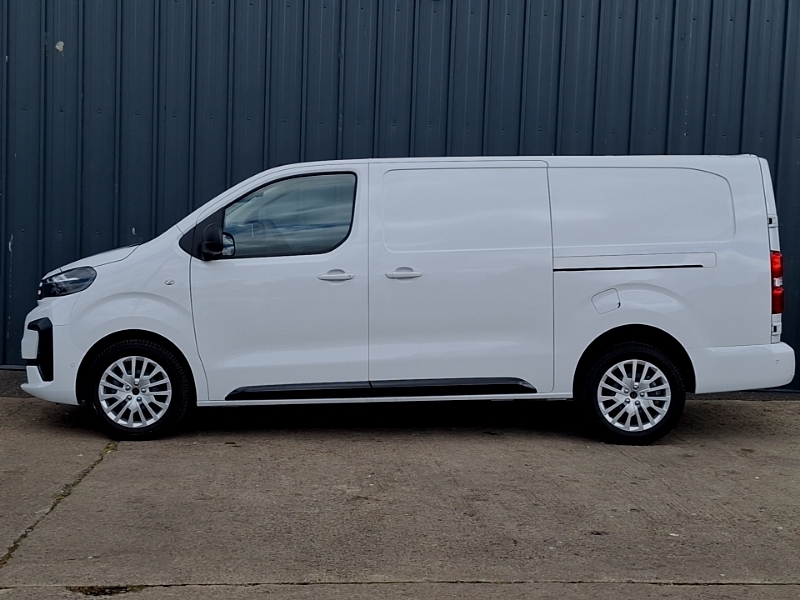 Peugeot Expert 2.0 Bluehdi 145 Asphalt Van SA26LYZ White #4