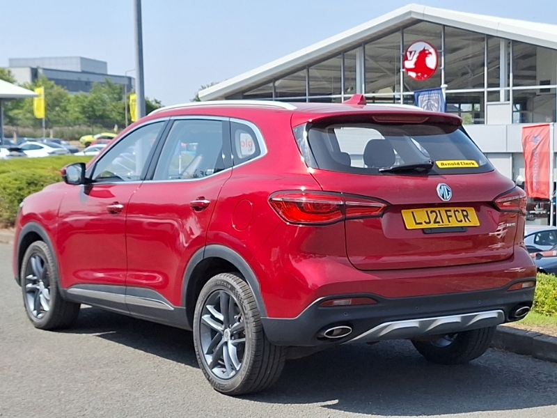 MG HS 1.5 T-gdi Exclusive LJ21FCR Red #2