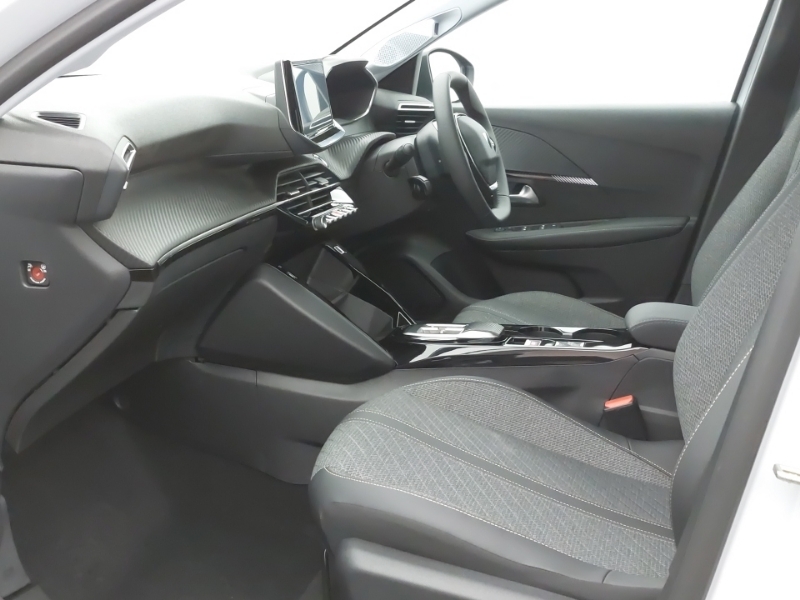 Peugeot e-208 100Kw Allure 50Kwh White #5