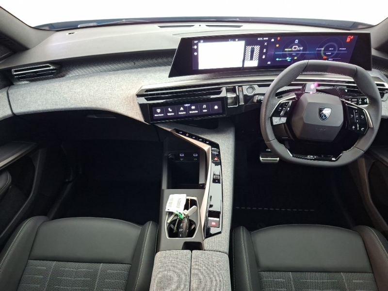 Peugeot 5008 157Kw Gt 73Kwh Blue #3
