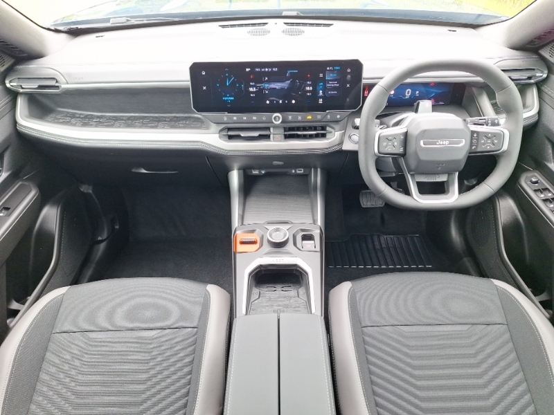 Jeep Compass 1.2 E-hybrid First Edition Dct ST26WJF Black #3