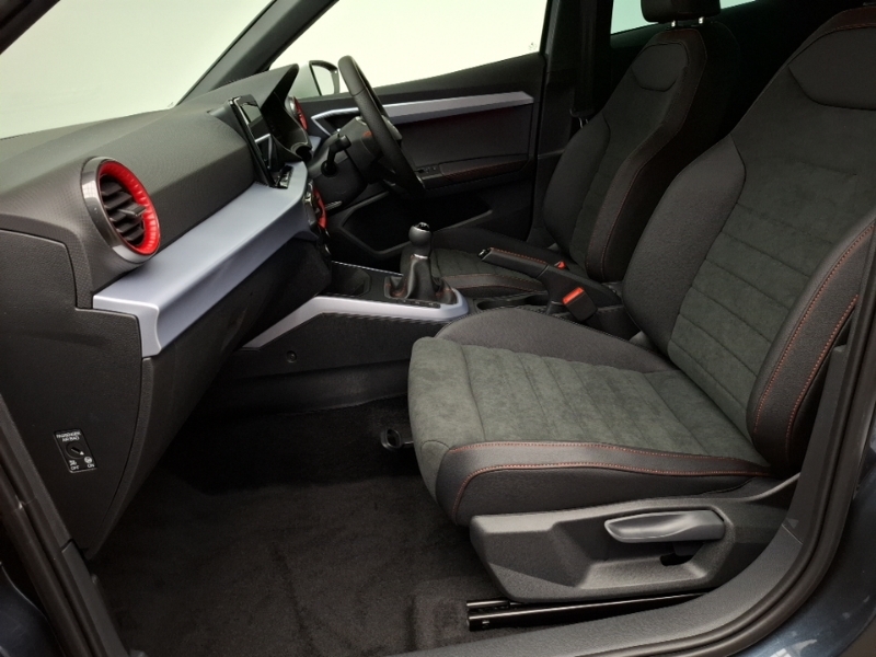 Seat Arona 1.0 Tsi 115 Fr Sport Grey #5