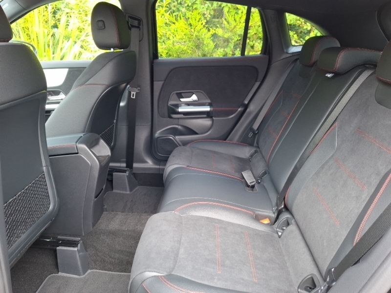 Mercedes-Benz GLA Class Gla 200 Amg Line Executive  Black #6