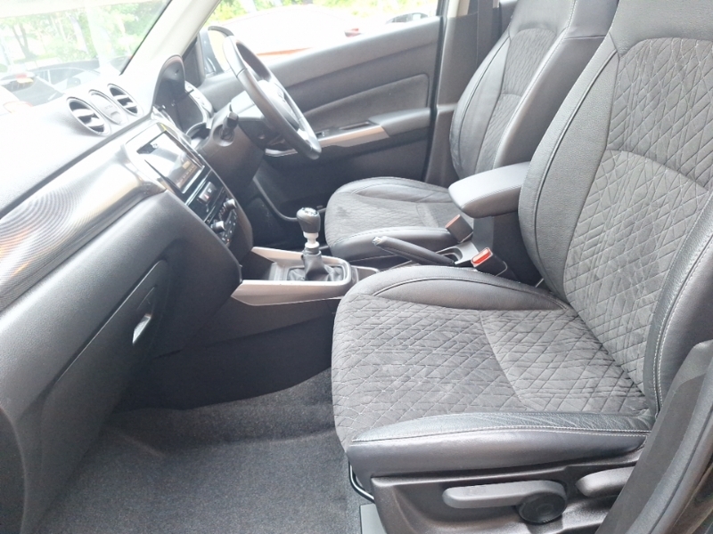 Suzuki Vitara 1.4 Boosterjet 48V Hybrid Sz5 SJ23ARZ Black #5