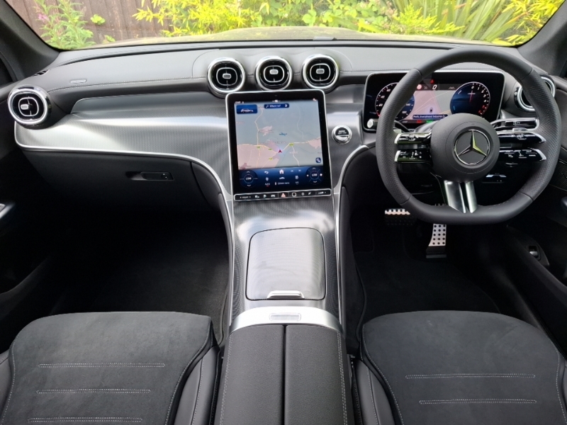 Mercedes-Benz GLC Class Glc 300De 4Matic Urban Edition 9G-tronic Black #3