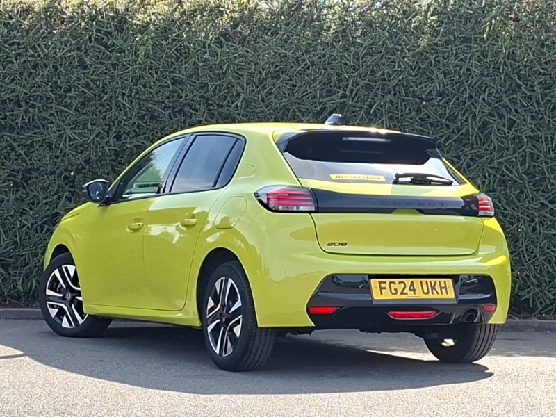 Peugeot 208 1.2 Puretech 100 Allure FG24UKH Yellow #2