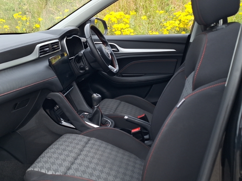 MG ZS 1.5 Vti-tech Excite Black #5