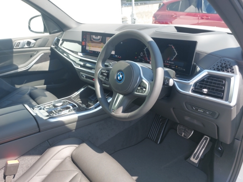 BMW X5 Xdrive50e M Sport Techpro Pack  White #6