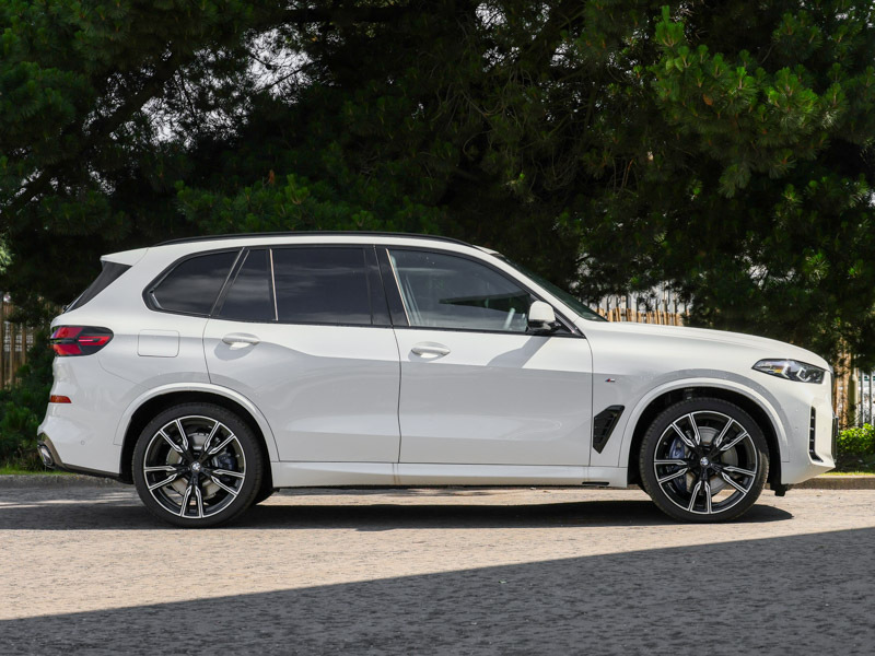 BMW X5 Xdrive50e M Sport Pro Pack SY26ZNV White #3