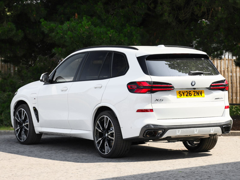 BMW X5 Xdrive50e M Sport Pro Pack SY26ZNV White #2