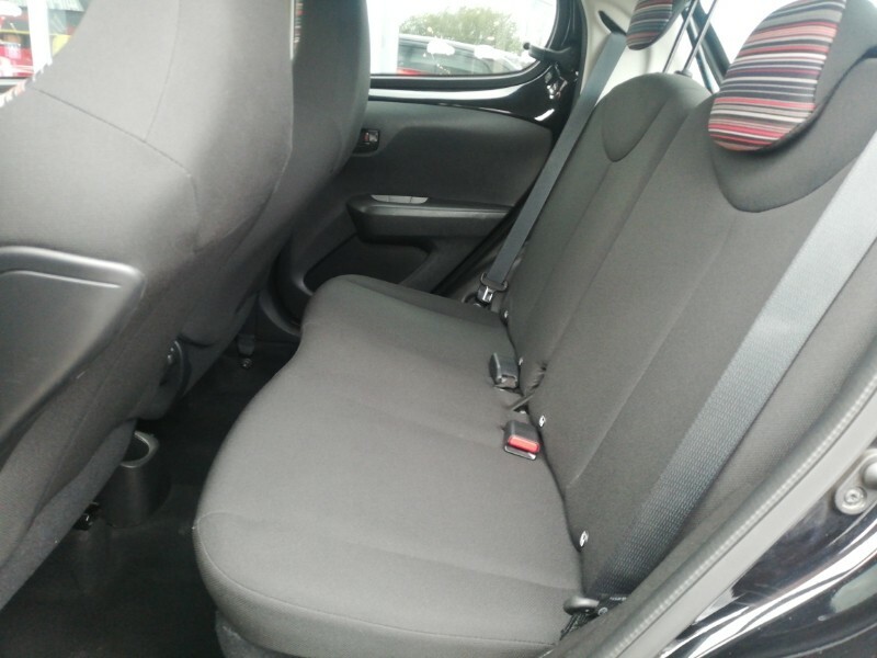 Citroen C1 1.0 Vti 72 Feel KN19WOH Black #6