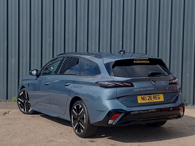 Peugeot 308 1.2 Hybrid 145 Gt E-dsc6 Blue #2