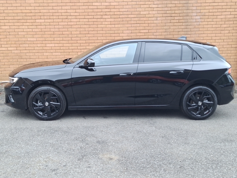 Vauxhall Astra 1.2 Turbo 130 Gs Black #4